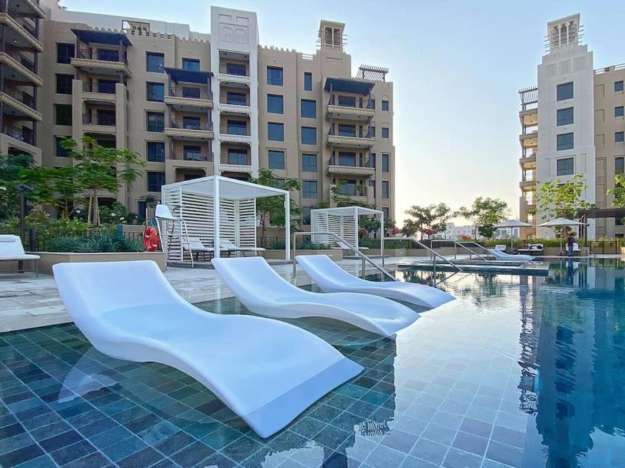 Veluxa - Luxury And Bright 1 Bedroom Apartment, Burj View! Dubai Exterior foto