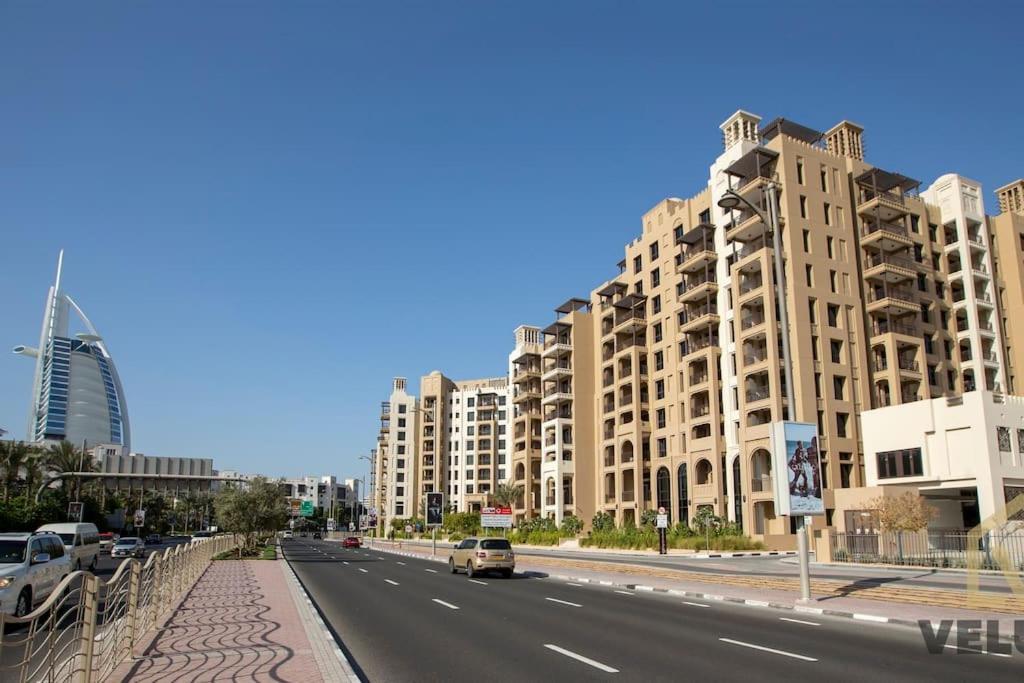 Veluxa - Luxury And Bright 1 Bedroom Apartment, Burj View! Dubai Exterior foto