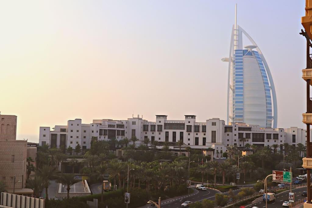 Veluxa - Luxury And Bright 1 Bedroom Apartment, Burj View! Dubai Exterior foto